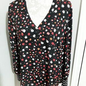 CAbi lovely heart black and colorful floral long sleeve top size L